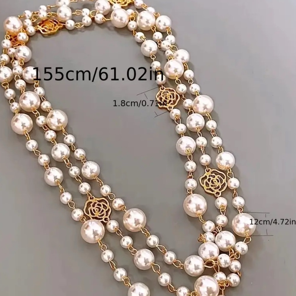 Elegant Pearl and Gold Necklace - Picture 6 of 6